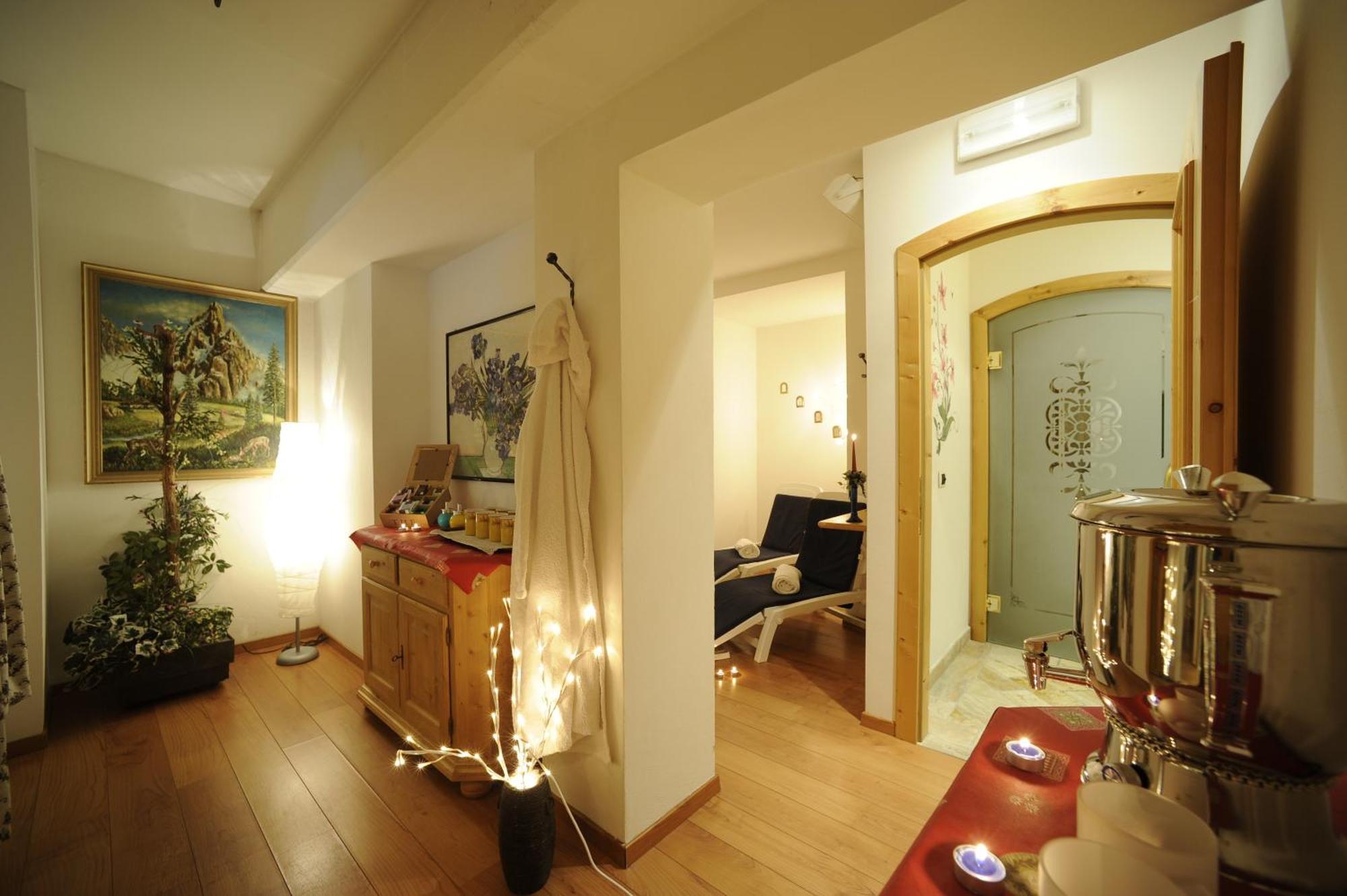 Residence Edelweiss 圣马蒂诺-迪卡斯特罗扎 外观 照片